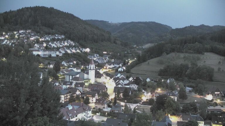 Dieses Bild zeigt eine Webcam-Aufnahme von Ottenhöfen, aufgenommen am Donnerstag, den 27.08.2026 um 20:50 Uhr