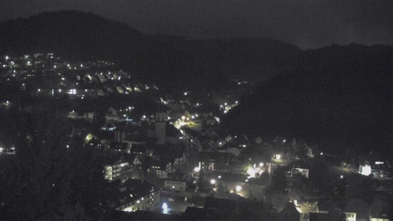 Dieses Bild zeigt eine Webcam-Aufnahme von Ottenhöfen, aufgenommen am Samstag, den 24.10.2026 um 23:00 Uhr