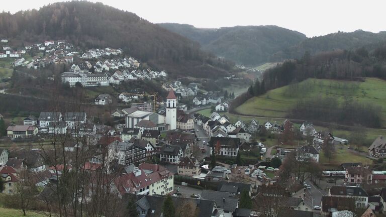 Dieses Bild zeigt eine Webcam-Aufnahme von Ottenhöfen, aufgenommen am Montag, den 15.12.2025 um 08:40 Uhr