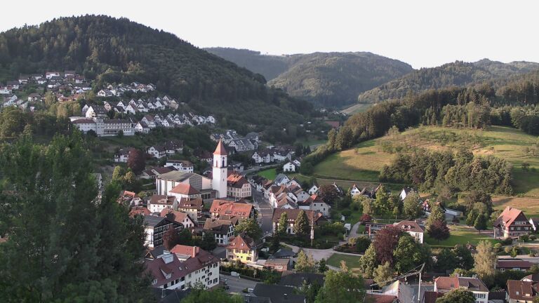 Dieses Bild zeigt eine Webcam-Aufnahme von Ottenhöfen, aufgenommen am Donnerstag, den 02.07.2026 um 06:40 Uhr