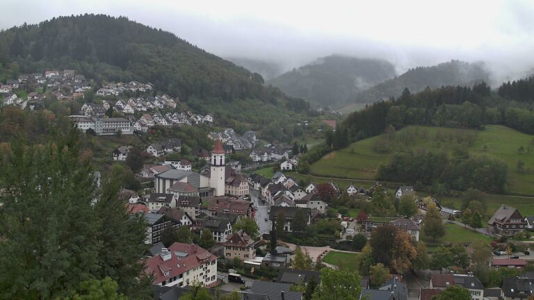 Dieses Bild zeigt eine Webcam-Aufnahme von Ottenhöfen, aufgenommen am Mittwoch, den 21.10.2026 um 12:00 Uhr