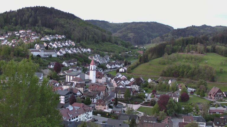 Dieses Bild zeigt eine Webcam-Aufnahme von Ottenhöfen, aufgenommen am Mittwoch, den 29.04.2026 um 06:00 Uhr