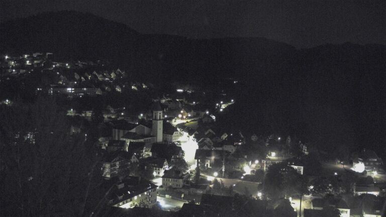 Dieses Bild zeigt eine Webcam-Aufnahme von Ottenhöfen, aufgenommen am Dienstag, den 07.07.2026 um 01:00 Uhr