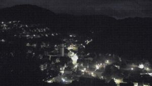 Dieses Bild zeigt eine Webcam-Aufnahme von Ottenhöfen, aufgenommen am Dienstag, den 09.06.2026 um 04:00 Uhr