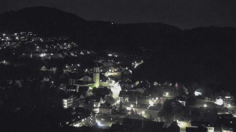Dieses Bild zeigt eine Webcam-Aufnahme von Ottenhöfen, aufgenommen am Dienstag, den 19.05.2026 um 22:30 Uhr