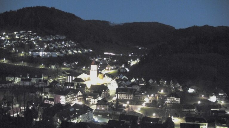 Dieses Bild zeigt eine Webcam-Aufnahme von Ottenhöfen, aufgenommen am Donnerstag, den 02.04.2026 um 20:50 Uhr