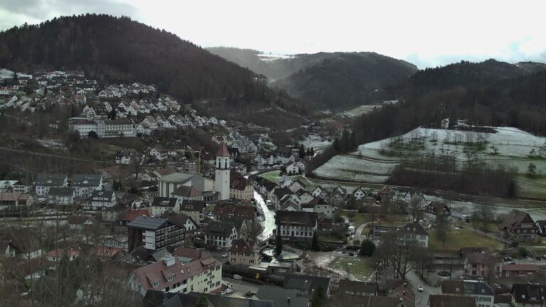Dieses Bild zeigt eine Webcam-Aufnahme von Ottenhöfen, aufgenommen am Freitag, den 09.01.2026 um 11:00 Uhr