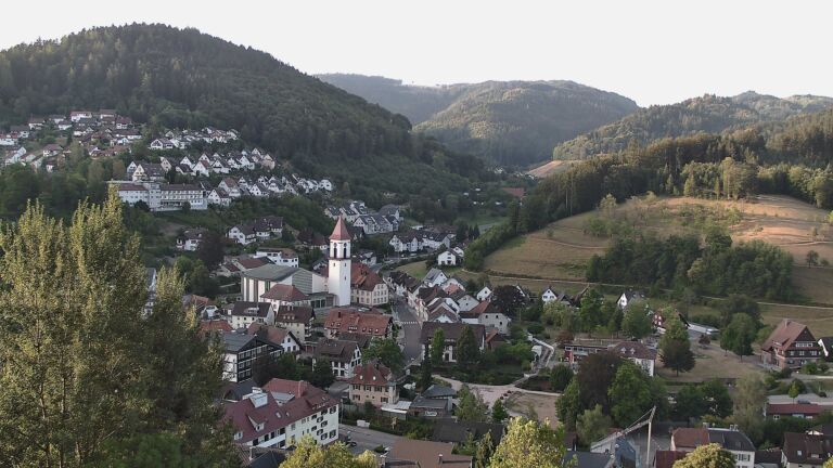 Dieses Bild zeigt eine Webcam-Aufnahme von Ottenhöfen, aufgenommen am Dienstag, den 11.08.2026 um 07:20 Uhr