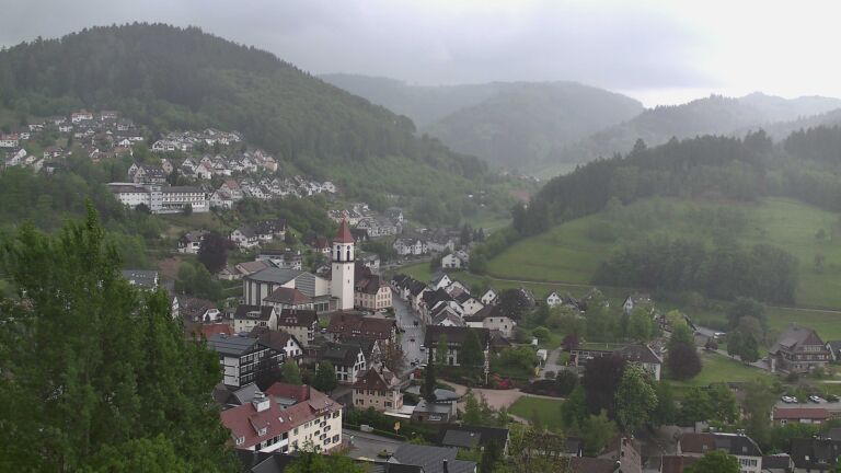 Dieses Bild zeigt eine Webcam-Aufnahme von Ottenhöfen, aufgenommen am Mittwoch, den 06.05.2026 um 14:20 Uhr