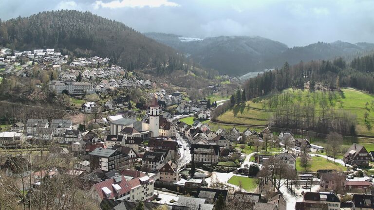 Dieses Bild zeigt eine Webcam-Aufnahme von Ottenhöfen, aufgenommen am Donnerstag, den 26.03.2026 um 12:20 Uhr