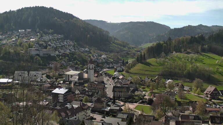 Dieses Bild zeigt eine Webcam-Aufnahme von Ottenhöfen, aufgenommen am Samstag, den 11.04.2026 um 11:10 Uhr