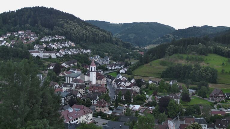Dieses Bild zeigt eine Webcam-Aufnahme von Ottenhöfen, aufgenommen am Samstag, den 20.06.2026 um 21:30 Uhr