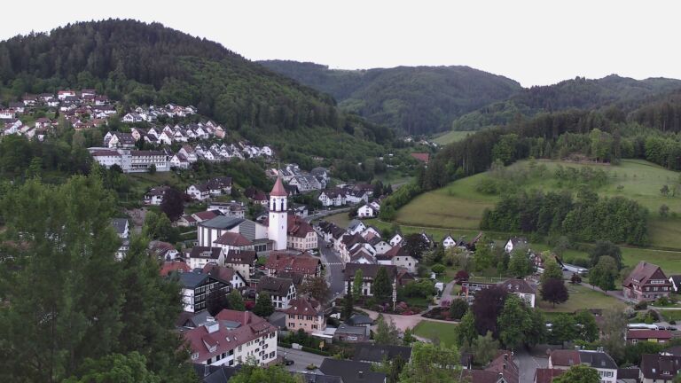 Dieses Bild zeigt eine Webcam-Aufnahme von Ottenhöfen, aufgenommen am Freitag, den 22.05.2026 um 05:40 Uhr