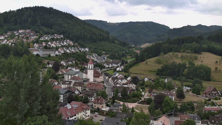Dieses Bild zeigt eine Webcam-Aufnahme von Ottenhöfen, aufgenommen am Mittwoch, den 15.07.2026 um 12:20 Uhr