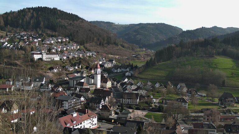 Dieses Bild zeigt eine Webcam-Aufnahme von Ottenhöfen, aufgenommen am Dienstag, den 24.03.2026 um 16:40 Uhr