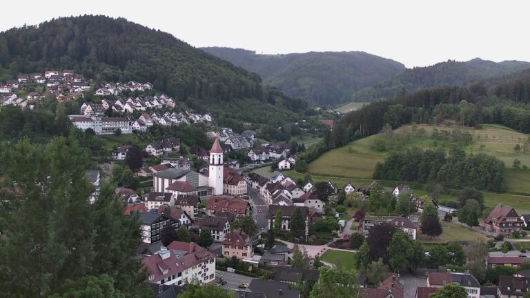 Dieses Bild zeigt eine Webcam-Aufnahme von Ottenhöfen, aufgenommen am Mittwoch, den 27.05.2026 um 05:40 Uhr