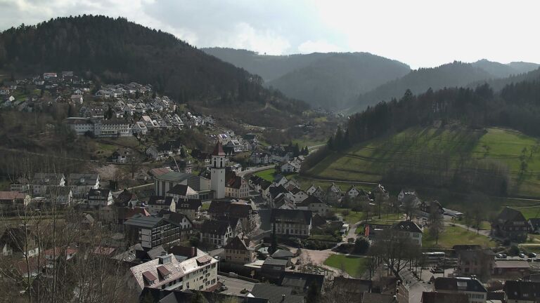 Dieses Bild zeigt eine Webcam-Aufnahme von Ottenhöfen, aufgenommen am Montag, den 09.03.2026 um 13:40 Uhr