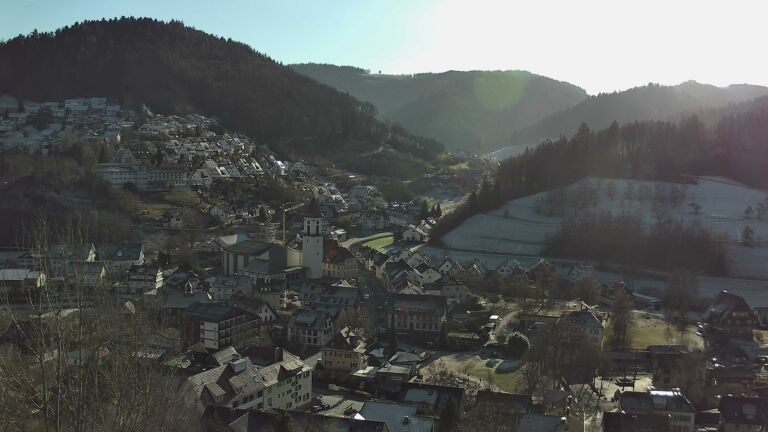 Dieses Bild zeigt eine Webcam-Aufnahme von Ottenhöfen, aufgenommen am Mittwoch, den 31.12.2025 um 12:40 Uhr