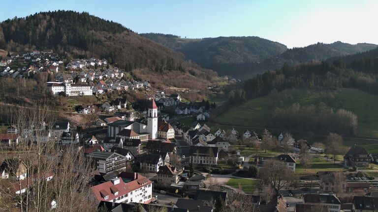 Dieses Bild zeigt eine Webcam-Aufnahme von Ottenhöfen, aufgenommen am Mittwoch, den 04.03.2026 um 16:40 Uhr