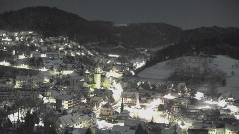 Dieses Bild zeigt eine Webcam-Aufnahme von Ottenhöfen, aufgenommen am Montag, den 05.01.2026 um 05:40 Uhr