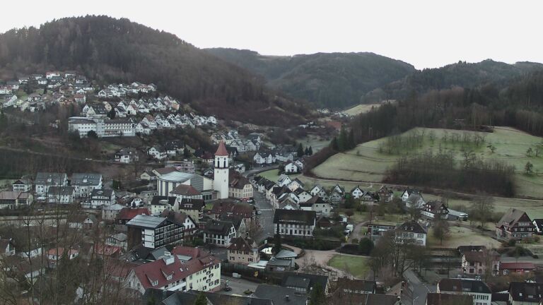 Dieses Bild zeigt eine Webcam-Aufnahme von Ottenhöfen, aufgenommen am Sonntag, den 08.02.2026 um 07:50 Uhr