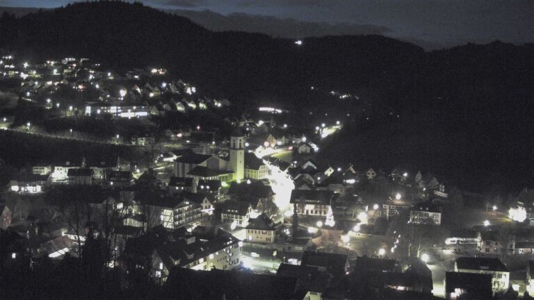 Dieses Bild zeigt eine Webcam-Aufnahme von Ottenhöfen, aufgenommen am Mittwoch, den 17.12.2025 um 07:00 Uhr