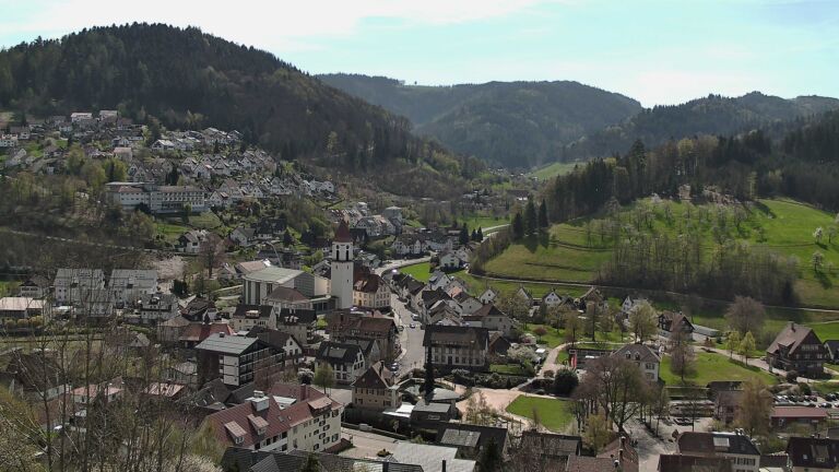 Dieses Bild zeigt eine Webcam-Aufnahme von Ottenhöfen, aufgenommen am Donnerstag, den 09.04.2026 um 12:50 Uhr