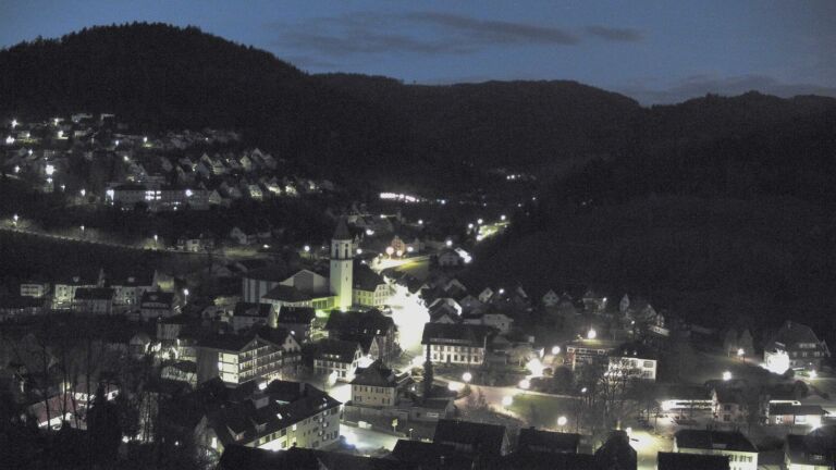 Dieses Bild zeigt eine Webcam-Aufnahme von Ottenhöfen, aufgenommen am Montag, den 06.04.2026 um 06:00 Uhr