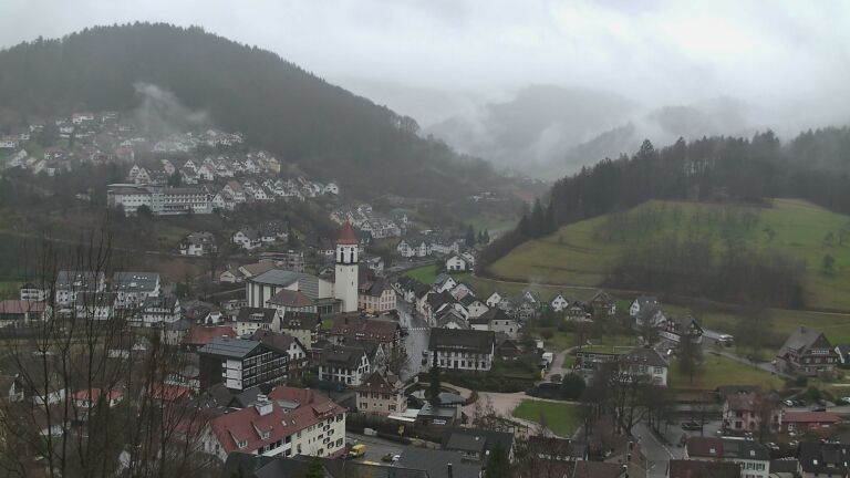 Dieses Bild zeigt eine Webcam-Aufnahme von Ottenhöfen, aufgenommen am Dienstag, den 24.02.2026 um 12:00 Uhr