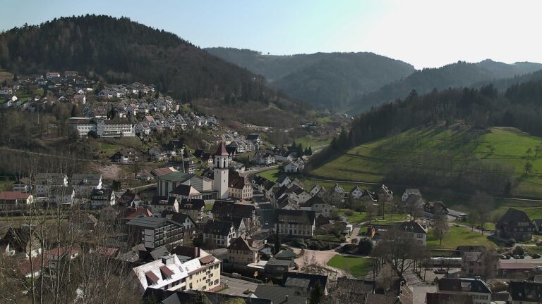 Dieses Bild zeigt eine Webcam-Aufnahme von Ottenhöfen, aufgenommen am Mittwoch, den 18.03.2026 um 14:30 Uhr