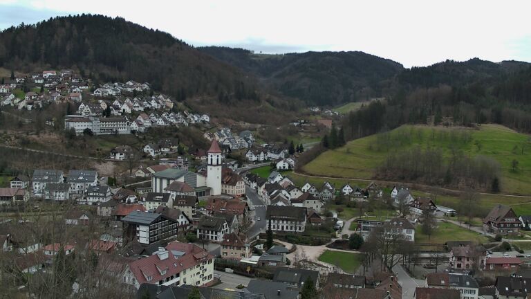 Dieses Bild zeigt eine Webcam-Aufnahme von Ottenhöfen, aufgenommen am Samstag, den 28.02.2026 um 16:30 Uhr