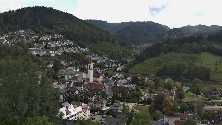 Dieses Bild zeigt eine Webcam-Aufnahme von Ottenhöfen, aufgenommen am Freitag, den 02.10.2026 um 14:50 Uhr