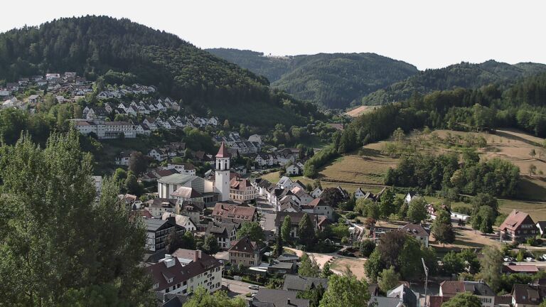 Dieses Bild zeigt eine Webcam-Aufnahme von Ottenhöfen, aufgenommen am Montag, den 10.08.2026 um 09:40 Uhr