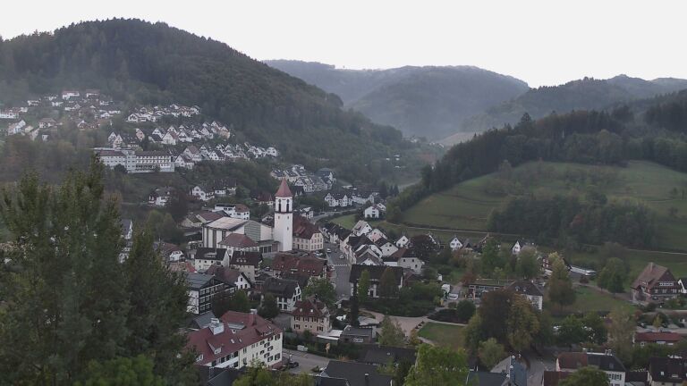 Dieses Bild zeigt eine Webcam-Aufnahme von Ottenhöfen, aufgenommen am Freitag, den 09.10.2026 um 08:20 Uhr