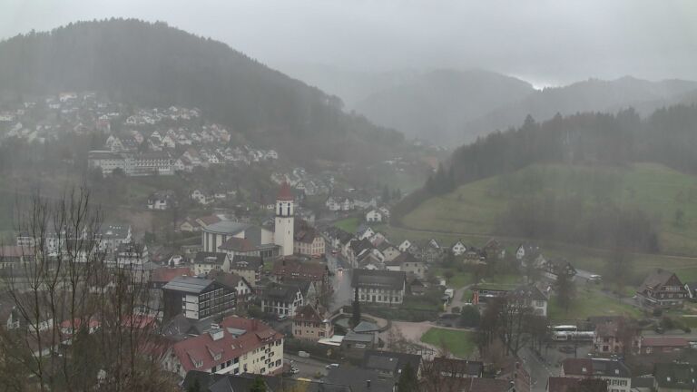 Dieses Bild zeigt eine Webcam-Aufnahme von Ottenhöfen, aufgenommen am Mittwoch, den 25.03.2026 um 17:30 Uhr