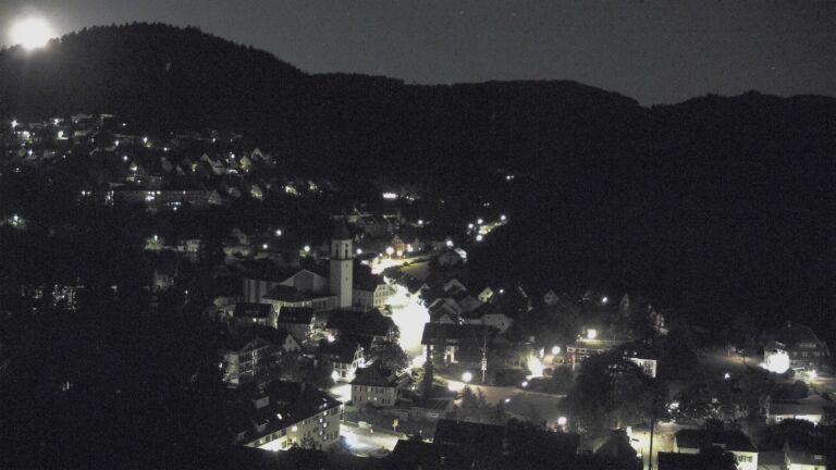 Dieses Bild zeigt eine Webcam-Aufnahme von Ottenhöfen, aufgenommen am Donnerstag, den 02.07.2026 um 00:00 Uhr