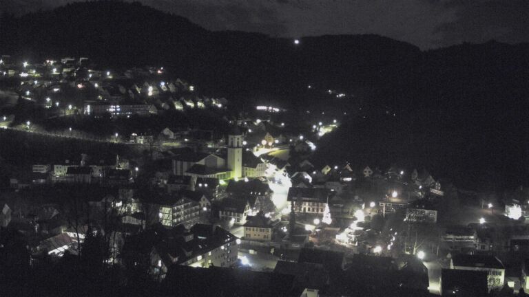 Dieses Bild zeigt eine Webcam-Aufnahme von Ottenhöfen, aufgenommen am Freitag, den 12.12.2025 um 05:40 Uhr