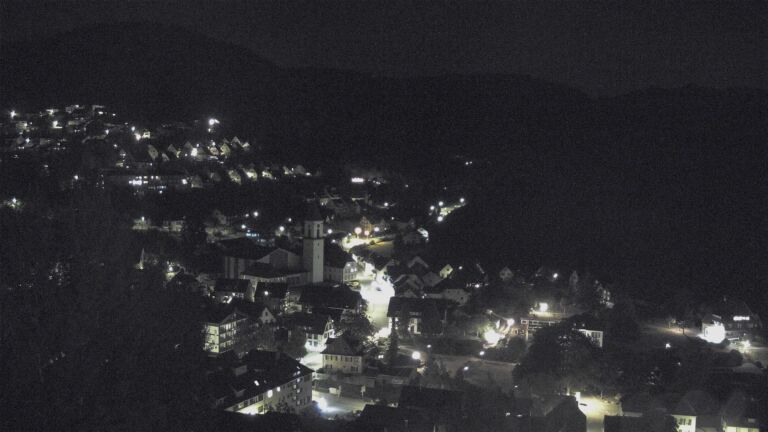 Dieses Bild zeigt eine Webcam-Aufnahme von Ottenhöfen, aufgenommen am Freitag, den 14.08.2026 um 23:30 Uhr