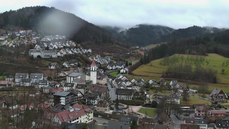 Dieses Bild zeigt eine Webcam-Aufnahme von Ottenhöfen, aufgenommen am Donnerstag, den 12.02.2026 um 15:00 Uhr