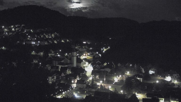 Dieses Bild zeigt eine Webcam-Aufnahme von Ottenhöfen, aufgenommen am Dienstag, den 02.06.2026 um 01:00 Uhr