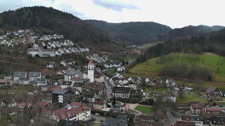 Dieses Bild zeigt eine Webcam-Aufnahme von Ottenhöfen, aufgenommen am Mittwoch, den 11.03.2026 um 10:10 Uhr