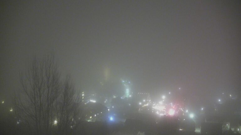 Dieses Bild zeigt eine Webcam-Aufnahme von Ottenhöfen, aufgenommen am Samstag, den 13.12.2025 um 21:00 Uhr