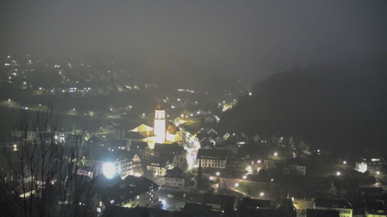 Dieses Bild zeigt eine Webcam-Aufnahme von Ottenhöfen, aufgenommen am Samstag, den 28.03.2026 um 19:30 Uhr