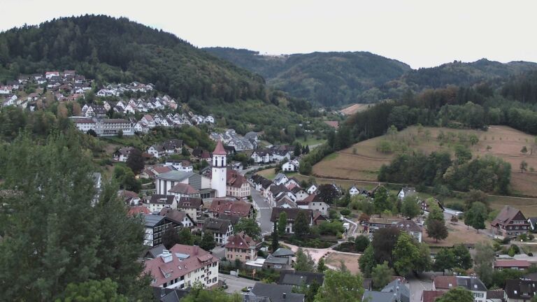 Dieses Bild zeigt eine Webcam-Aufnahme von Ottenhöfen, aufgenommen am Mittwoch, den 19.08.2026 um 06:20 Uhr