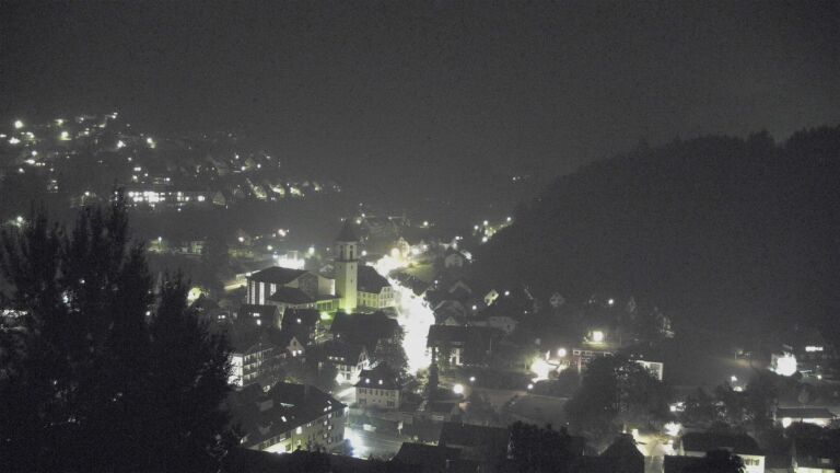 Dieses Bild zeigt eine Webcam-Aufnahme von Ottenhöfen, aufgenommen am Dienstag, den 13.10.2026 um 20:20 Uhr