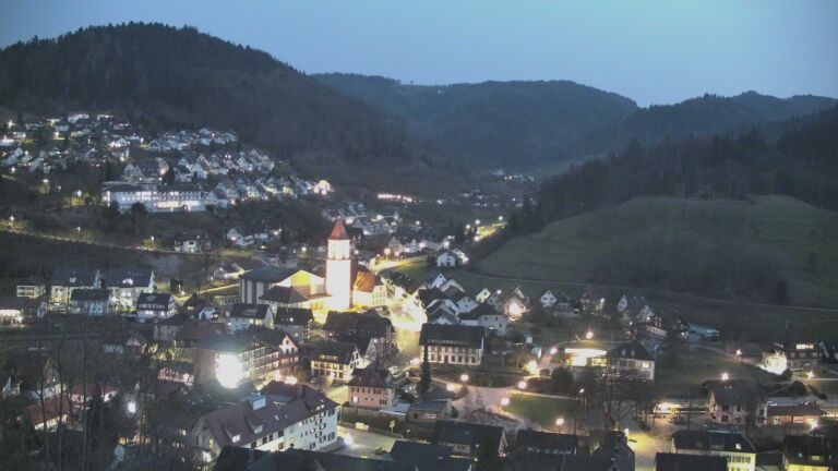 Dieses Bild zeigt eine Webcam-Aufnahme von Ottenhöfen, aufgenommen am Freitag, den 06.03.2026 um 18:50 Uhr