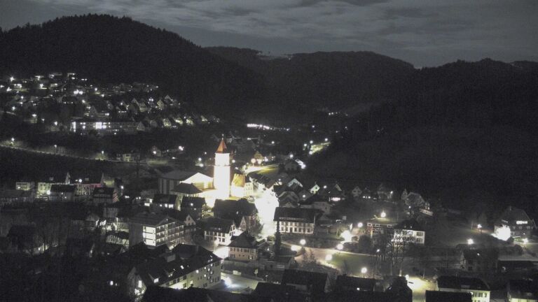 Dieses Bild zeigt eine Webcam-Aufnahme von Ottenhöfen, aufgenommen am Dienstag, den 31.03.2026 um 22:00 Uhr