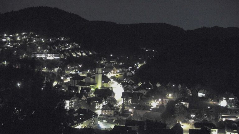 Dieses Bild zeigt eine Webcam-Aufnahme von Ottenhöfen, aufgenommen am Mittwoch, den 14.10.2026 um 19:40 Uhr