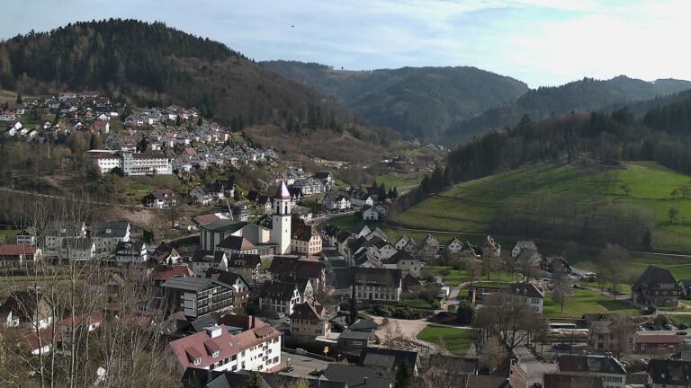 Dieses Bild zeigt eine Webcam-Aufnahme von Ottenhöfen, aufgenommen am Dienstag, den 24.03.2026 um 15:40 Uhr