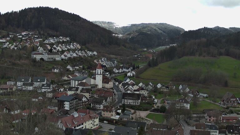 Dieses Bild zeigt eine Webcam-Aufnahme von Ottenhöfen, aufgenommen am Donnerstag, den 26.03.2026 um 14:30 Uhr